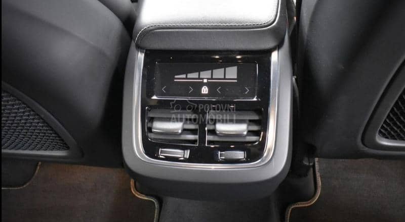 Volvo XC60 R desing Volvo XC60 R desing