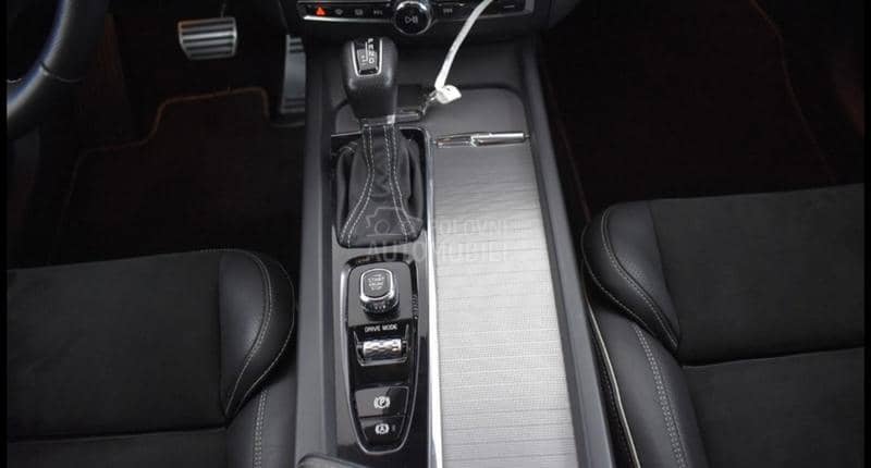 Volvo XC60 R desing Volvo XC60 R desing