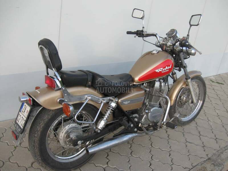 Honda rebel