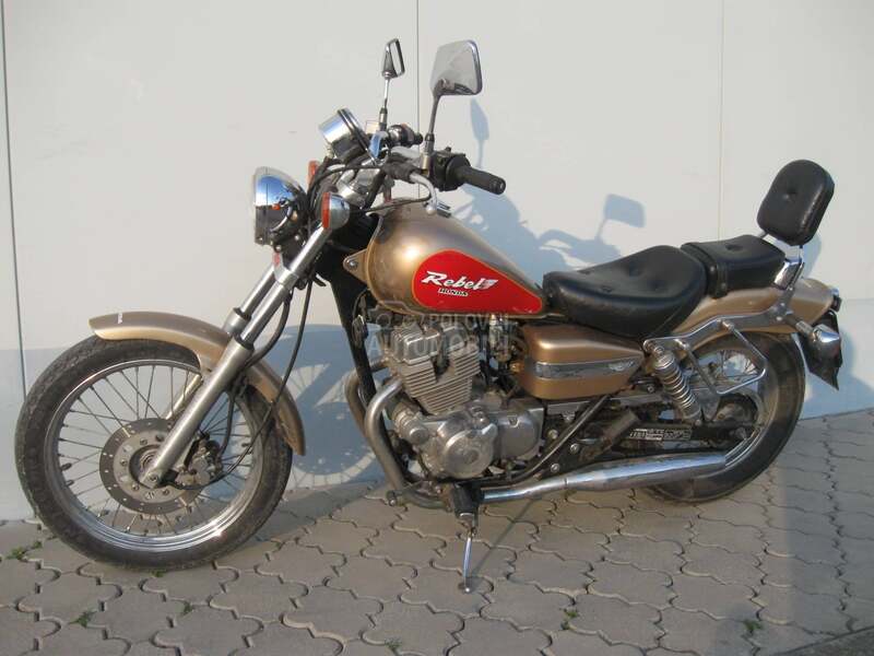 Honda rebel