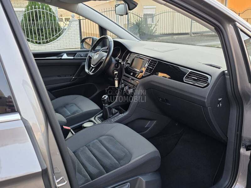 Volkswagen Golf Sportsvan FABRIKA