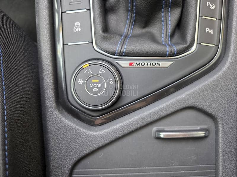Volkswagen Tiguan R 4Motion Akrapovic