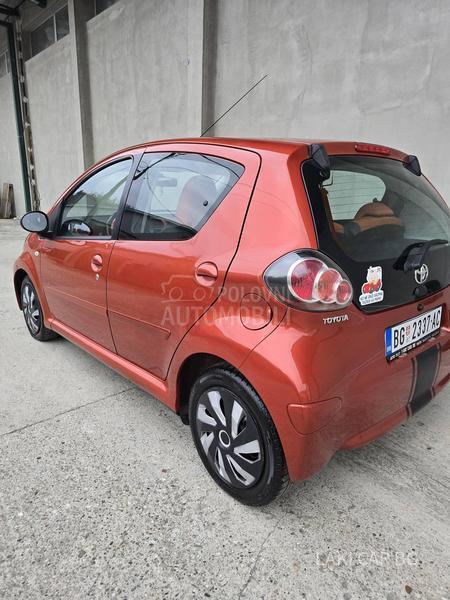 Toyota Aygo 1.0 vvti  5 vra ta