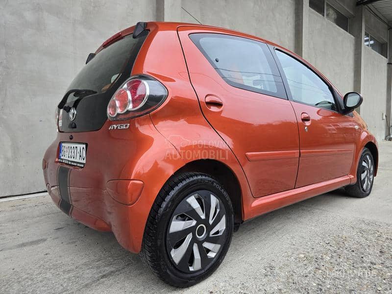 Toyota Aygo 1.0 vvti  5 vra ta