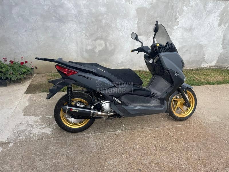 Yamaha x max
