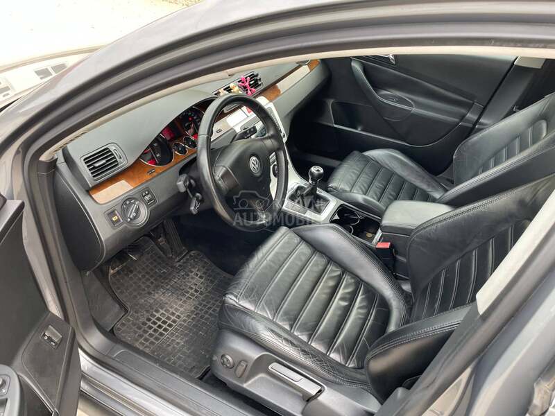 Volkswagen Passat B6 2.0  TDI   HIGHLINE
