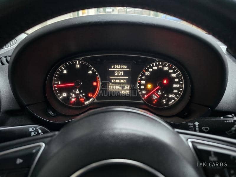 Audi A1 1.6 TDI 5 vra ta Audi A1 1.6 TDI 5 vra ta