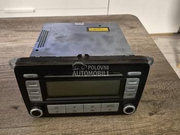 Fabricka muzika za Volkswagen Passat B6 Fabricka muzika za Volkswagen Passat B6