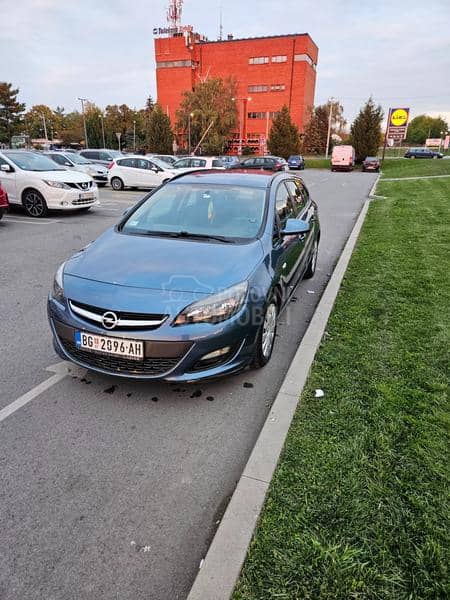 Opel Astra J 1.7 cdti