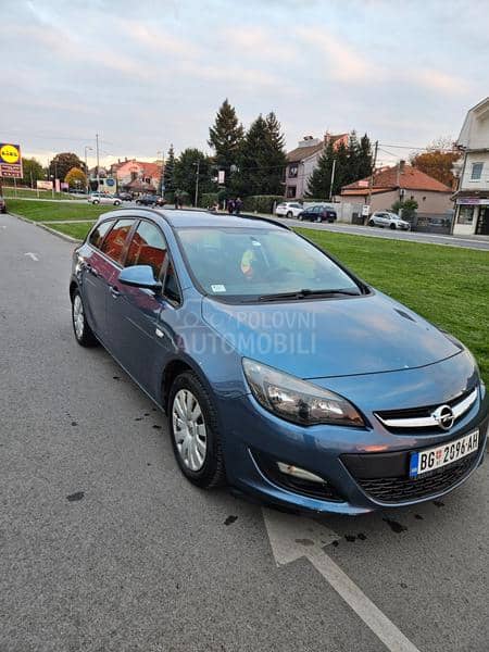 Opel Astra J 1.7 cdti