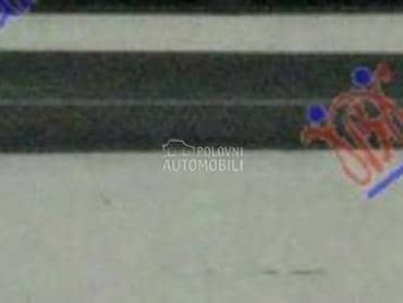 SAJTNA PLASTICNA Desno za Audi A3 od 2016. do 2020. god.