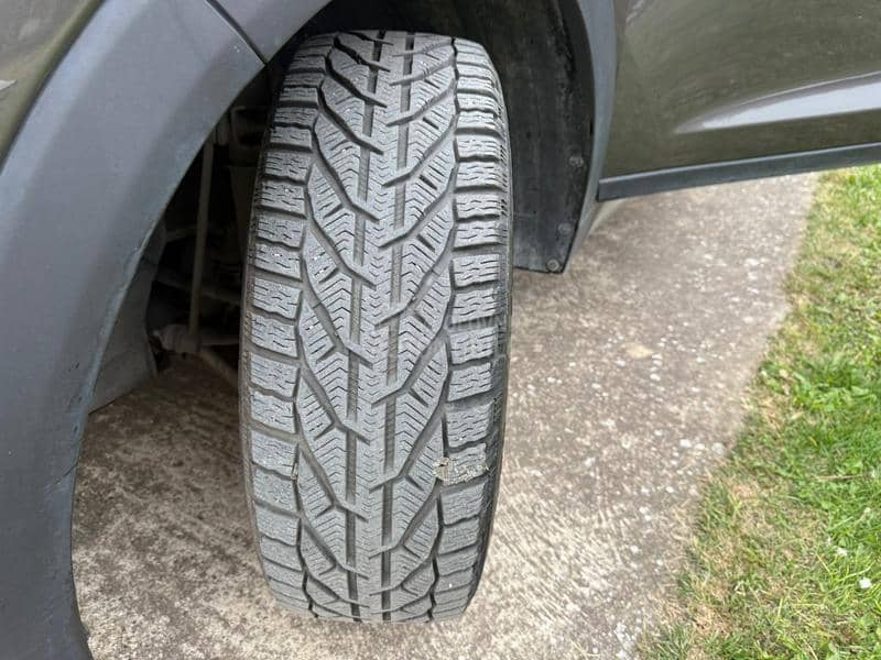 Hyundai Tucson 1.7 CRDI NOV