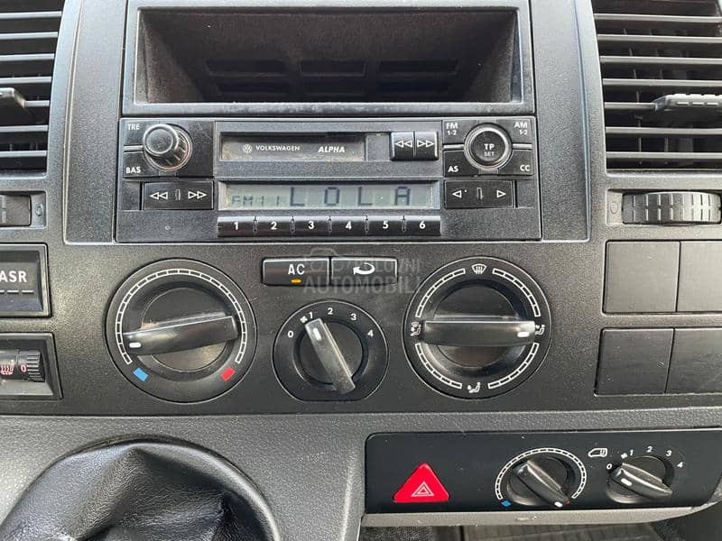 Volkswagen Transporter T5 2.5  TDI LONG