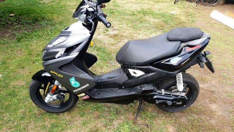 Yamaha Aerox