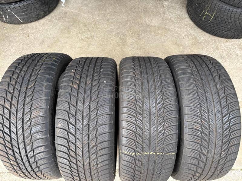 Bridgestone 225/45 R18 Zimska