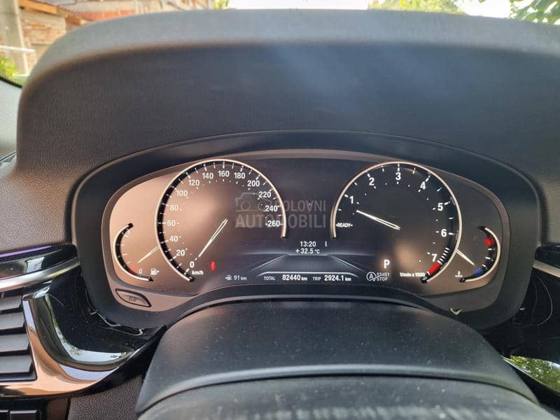 BMW Serija 5 G30 2018. god. -  kompletan auto u delovima