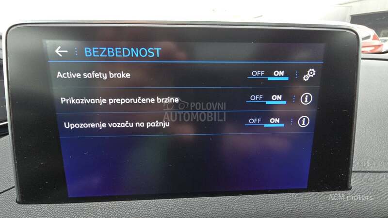Peugeot 3008 1.5 Bluehdi led/pano