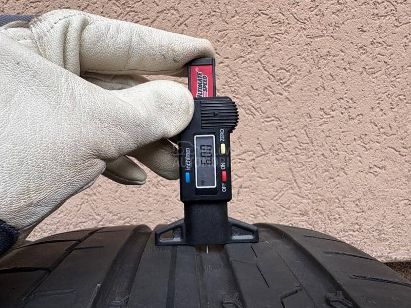 Continental 255/45 R19 Letnja