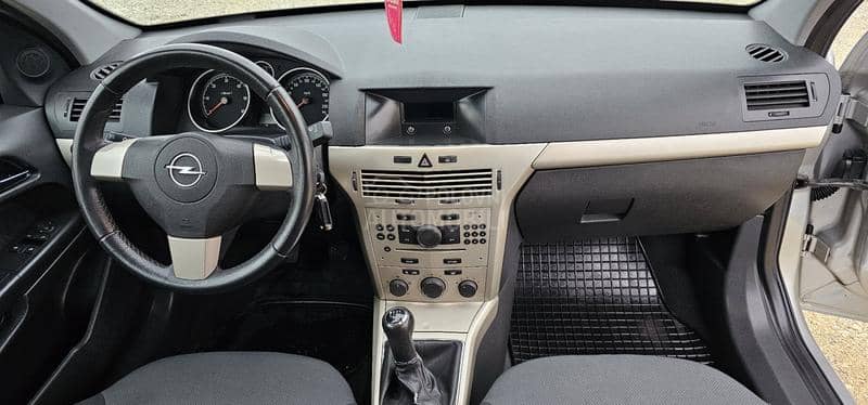 Opel Astra H 1.3 Cdti Opel Astra H 1.3 Cdti