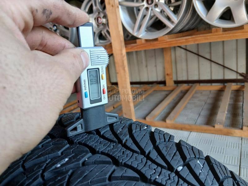 Fulda 185/60 R15 Zimska