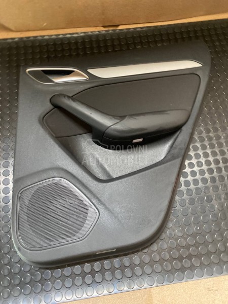 Audi Q3 -  kompletan auto u delovima