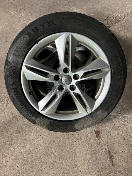 Audi Q3 -  kompletan auto u delovima