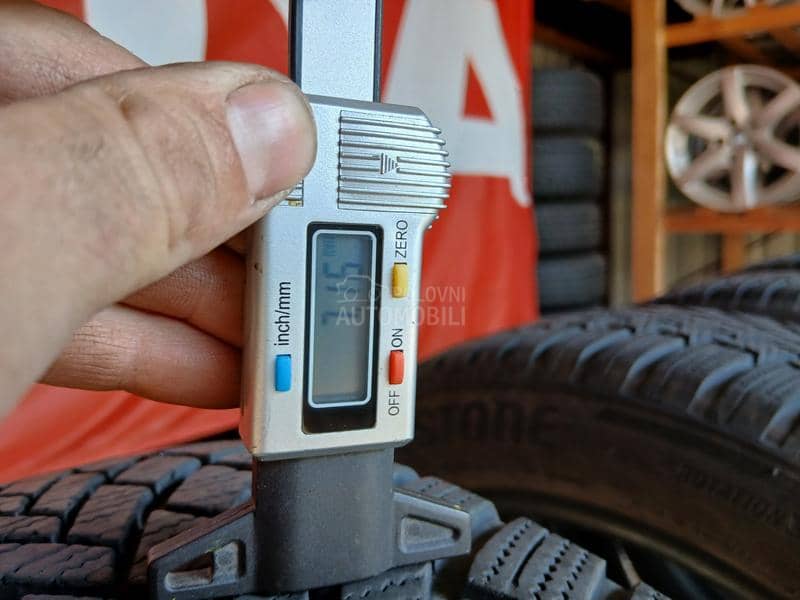 Bridgestone 195/55 R16 Zimska