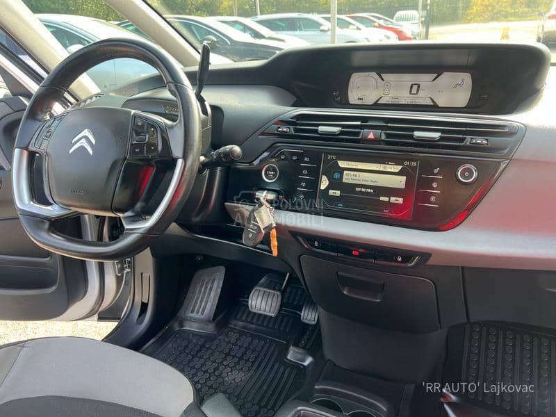 Citroen C4 Picasso 1.6 HDI   N A V I