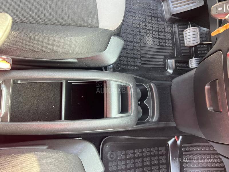 Citroen C4 Picasso 1.6 HDI   N A V I