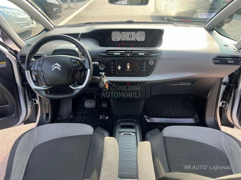 Citroen C4 Picasso 1.6 HDI   N A V I
