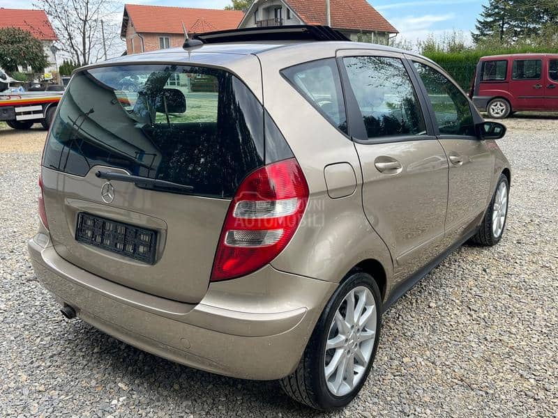 Mercedes Benz A 160 P anorama