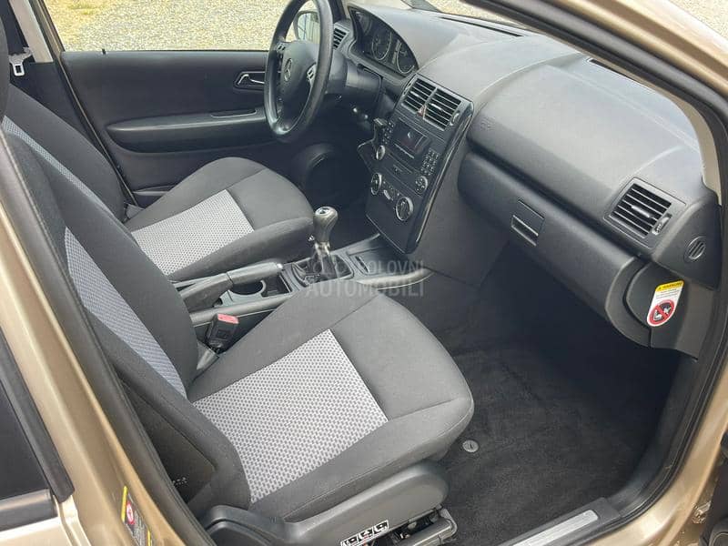 Mercedes Benz A 160 P anorama