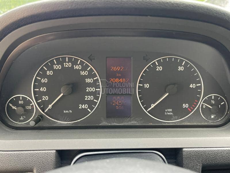 Mercedes Benz A 160 P anorama