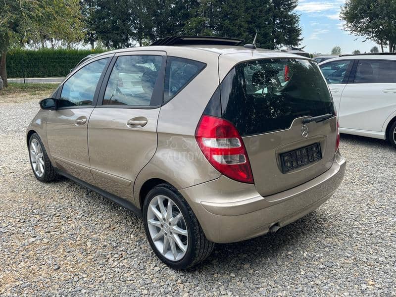 Mercedes Benz A 160 P anorama