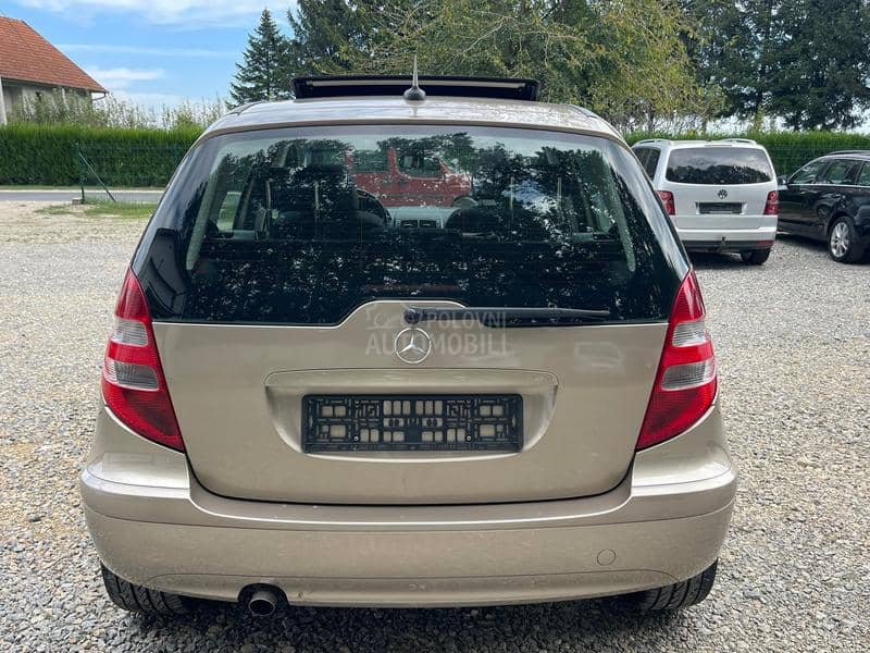 Mercedes Benz A 160 P anorama