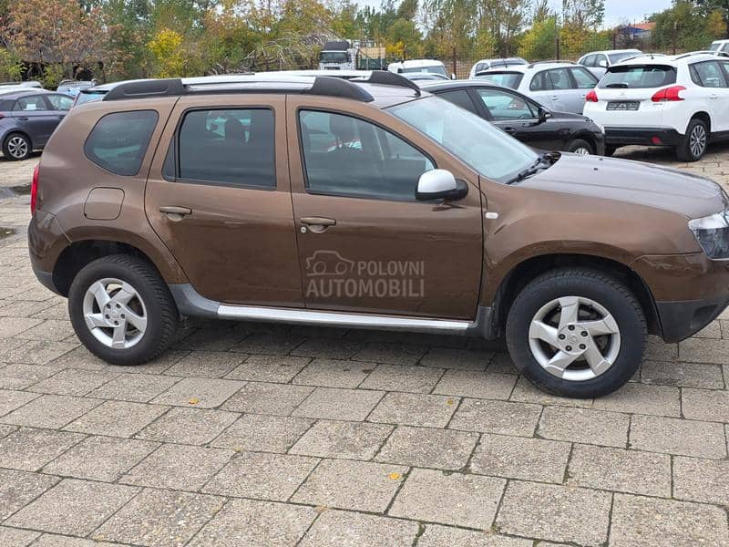 Dacia Duster 1.5dci 4x4 Dacia Duster 1.5dci 4x4