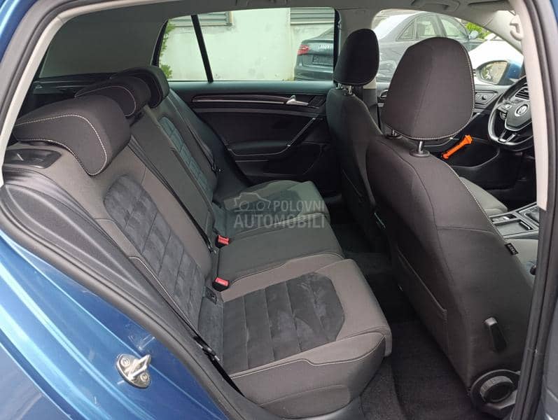 Volkswagen Golf 7 2,0 HIGHLINE