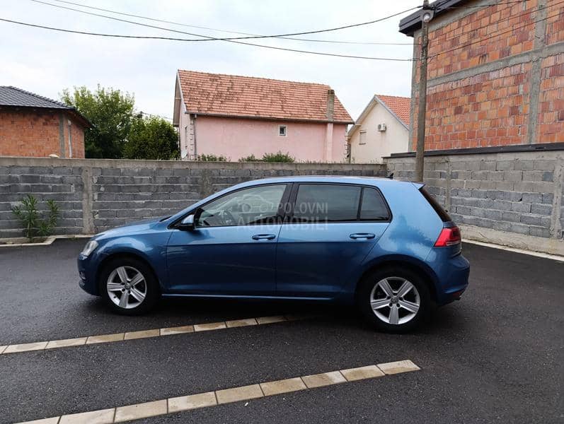Volkswagen Golf 7 2,0 HIGHLINE