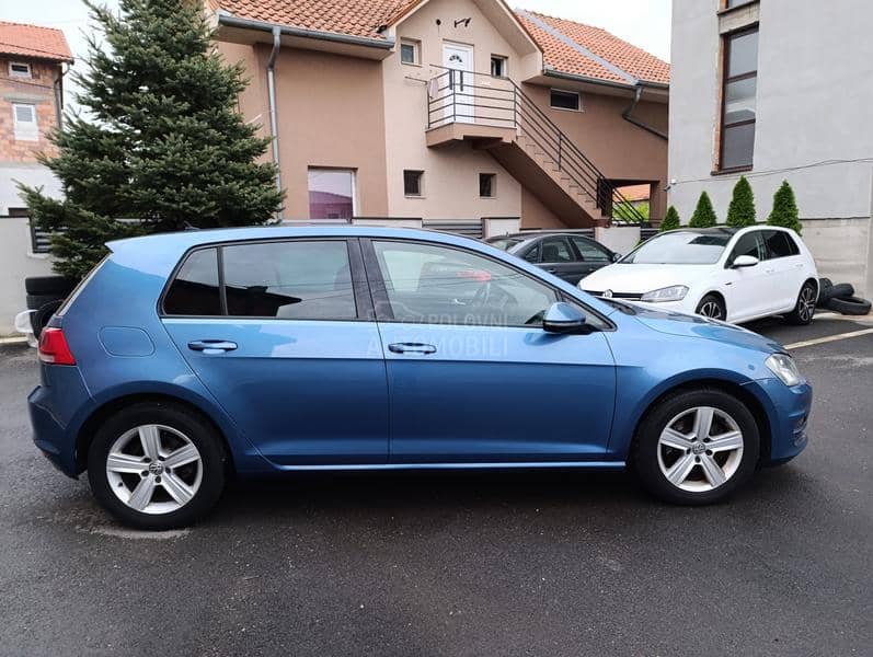 Volkswagen Golf 7 2,0 HIGHLINE