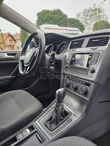 Volkswagen Golf 7 DSG / CH / T O P