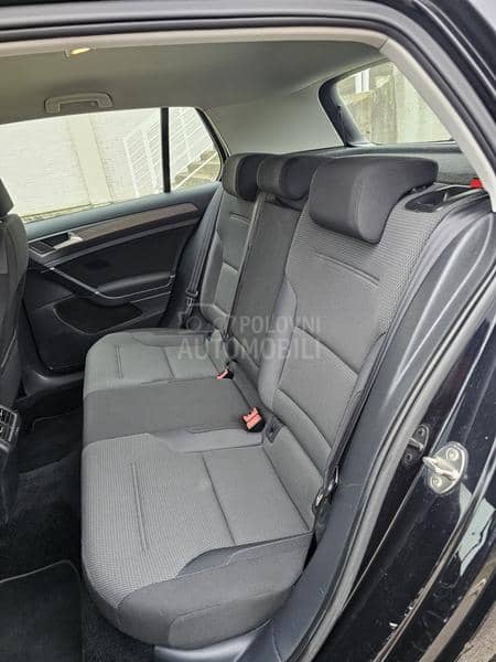Volkswagen Golf 7 DSG / CH / T O P