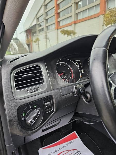 Volkswagen Golf 7 DSG / CH / T O P