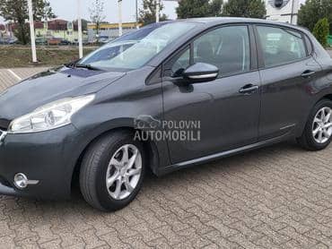 Peugeot 208 1.4i