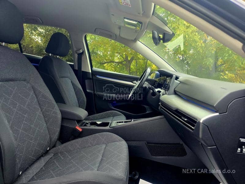 Volkswagen Golf 8 1.5 TSi Hybrid AUT.