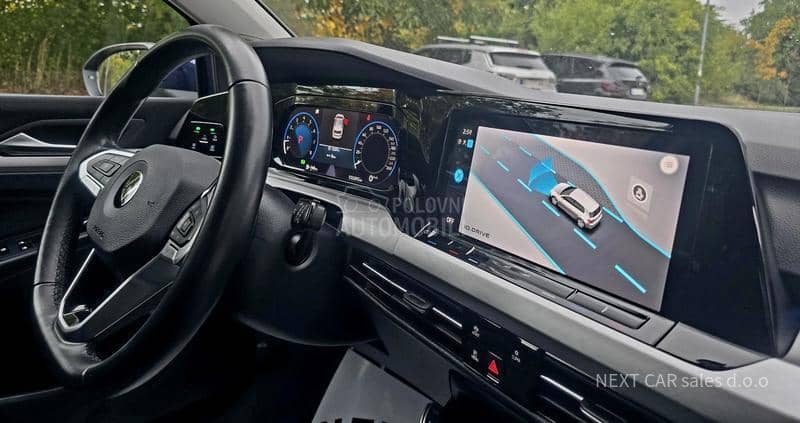 Volkswagen Golf 8 1.5 TSi Hybrid AUT.