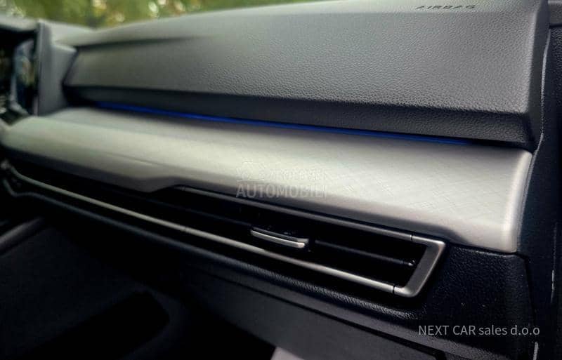 Volkswagen Golf 8 1.5 TSi Hybrid AUT.