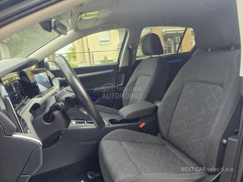 Volkswagen Golf 8 1.5 TSi Hybrid AUT.