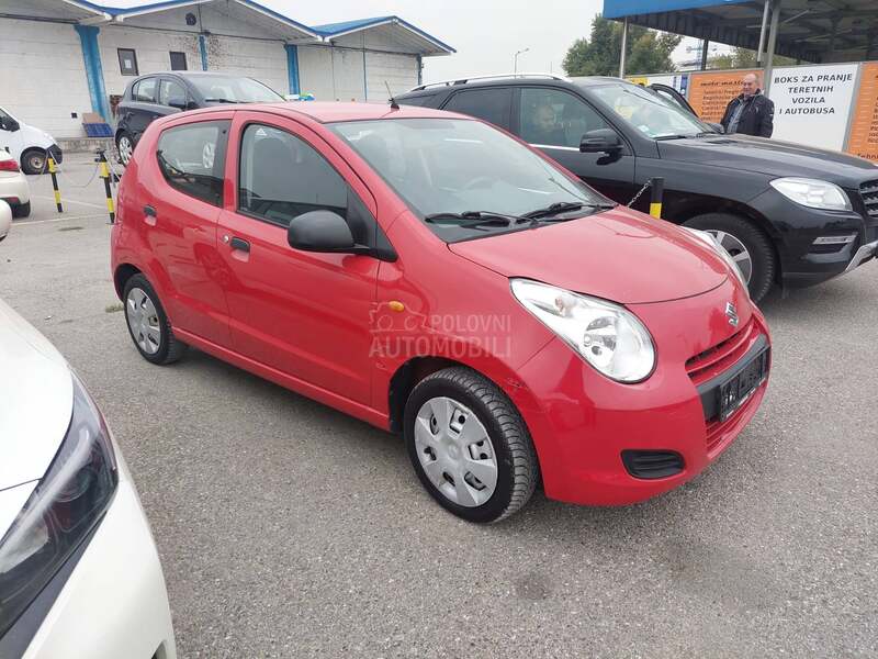 Suzuki Alto 1.0B FERARI CLIMA