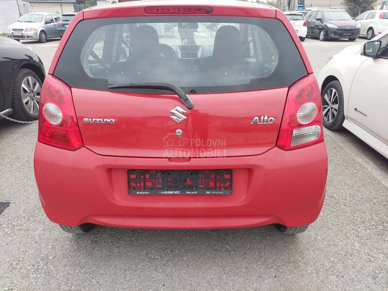 Suzuki Alto 1.0B FERARI CLIMA