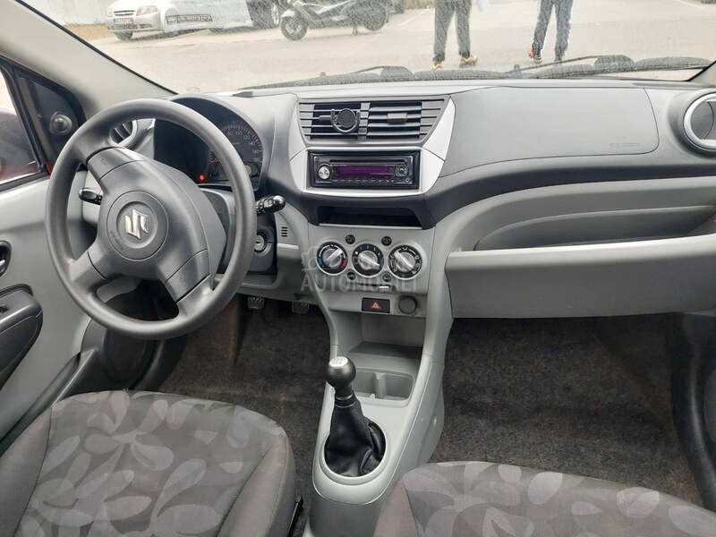 Suzuki Alto 1.0B FERARI CLIMA